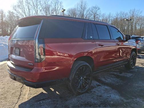 2024 Cadillac Escalade ESV Sport Platinum