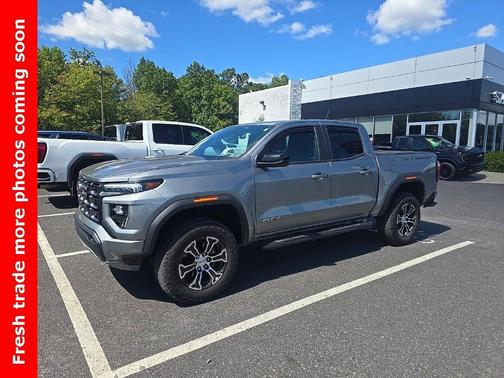 2023 GMC Canyon AT4