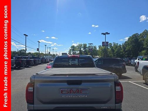 2023 GMC Canyon AT4
