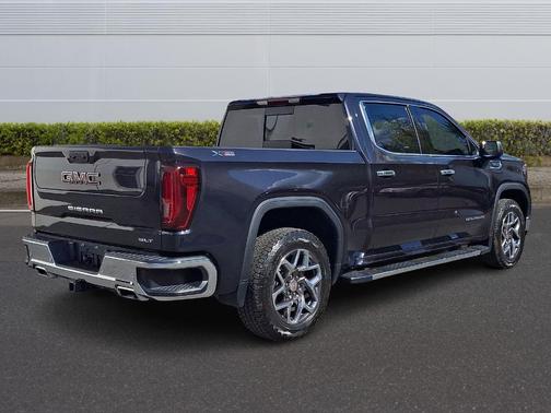 Titanium Rush Metallic 2022 GMC Sierra 1500 SLT