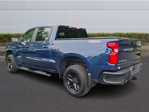 Northsky Blue Metallic 2021 Chevrolet Silverado 1500 Custom Trail Boss