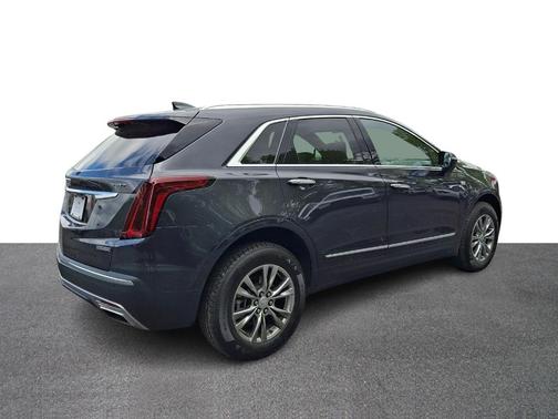 Wilder Metallic 2023 Cadillac XT5 Premium Luxury