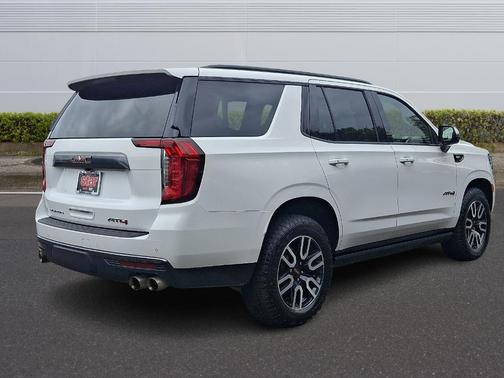 2023 GMC Yukon AT4