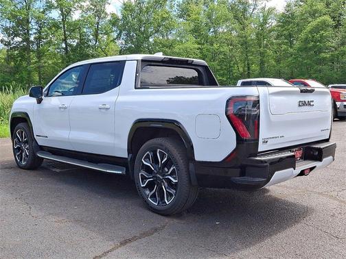 2025 GMC Sierra EV Denali