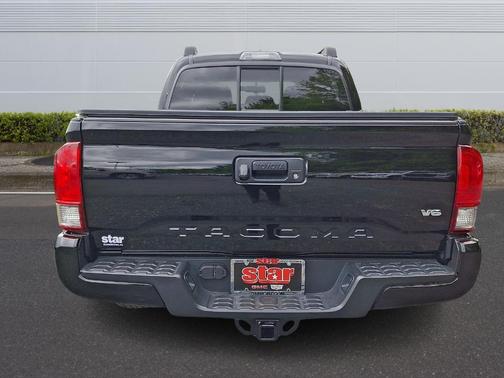 Black 2016 Toyota Tacoma TRD Sport
