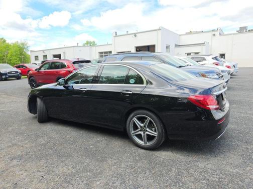 Black 2019 Mercedes-Benz E-Class E 300