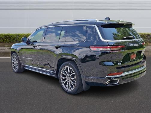 2023 Jeep Grand Cherokee L Summit
