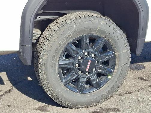 2026 GMC Sierra 2500 AT4