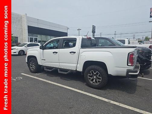 2022 GMC Canyon AT4
