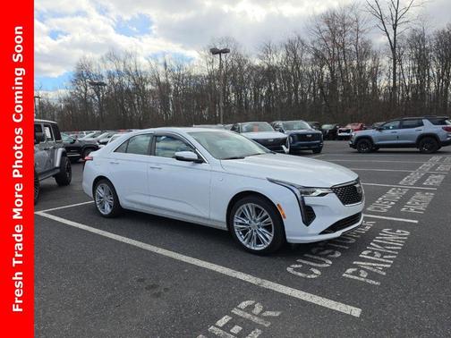 2023 Cadillac CT4 Premium Luxury