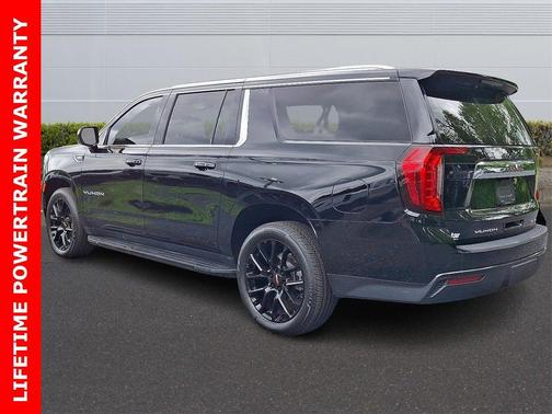 2022 GMC Yukon XL SLE