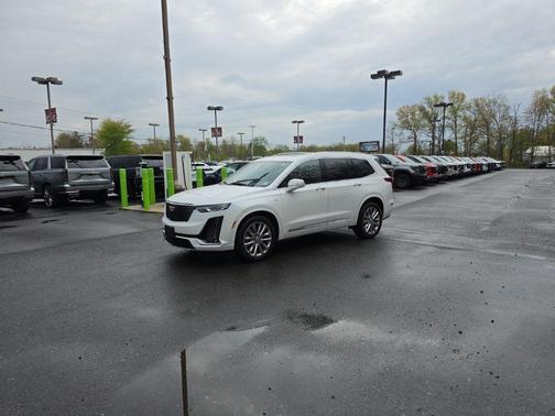 Crystal White 2023 Cadillac XT6 Premium Luxury AWD
