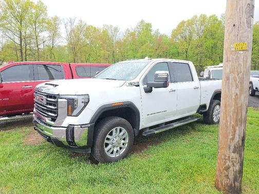 Summit White 2024 GMC Sierra 2500 SLT