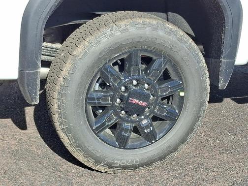 2026 GMC Sierra 2500 AT4