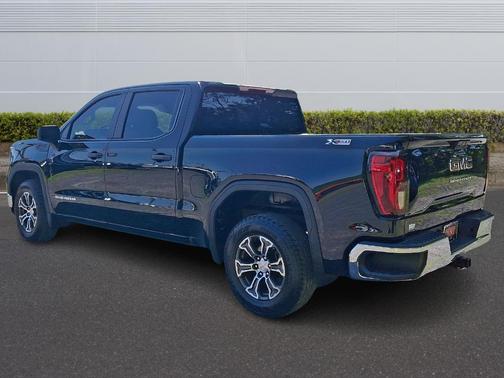 Onyx Black 2023 GMC Sierra 1500 Pro
