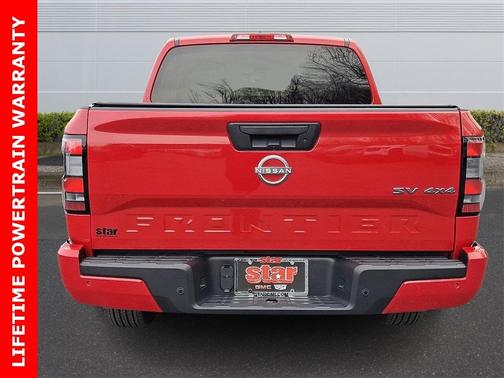 2022 Nissan Frontier SV