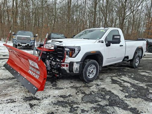 White 2025 GMC Sierra 2500 Pro