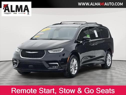 2022 Chrysler Pacifica Touring AWD