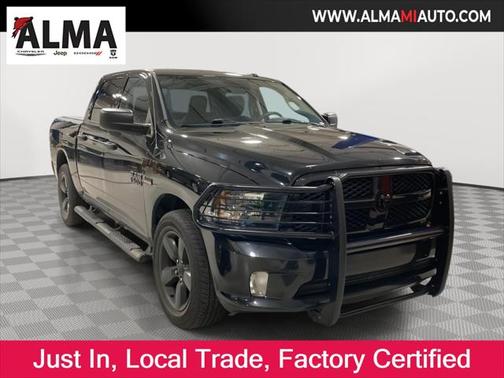 2017 RAM 1500 Express Crew Cab 4x4 57' Box