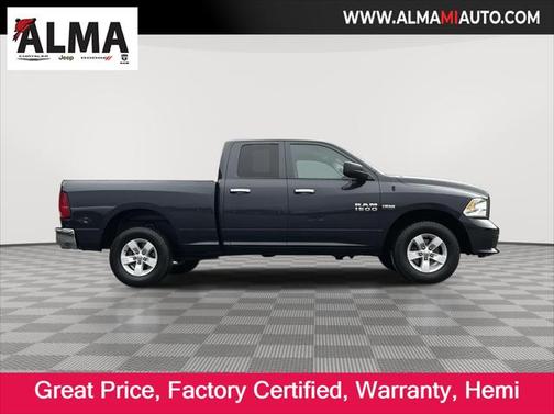 2018 RAM 1500 Express Quad Cab 4x4 64' Box