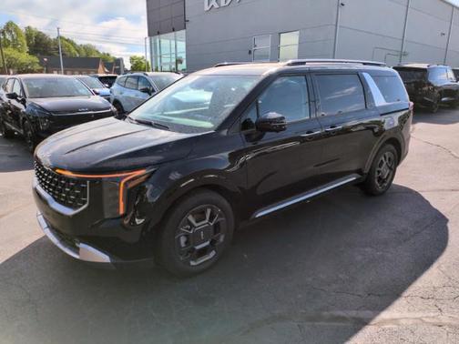 Aurora Black Pearl 2026 Kia Carnival Hybrid SX