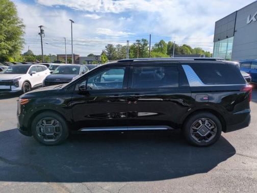 Aurora Black Pearl 2026 Kia Carnival Hybrid SX