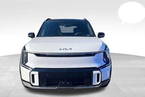 Glacial White Pearl 2026 Kia EV9 GT-Line