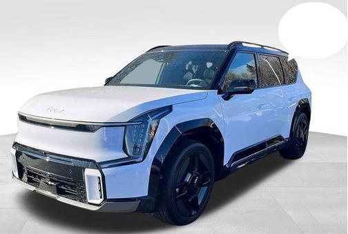 Glacial White Pearl 2026 Kia EV9 GT-Line