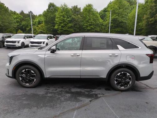 Wolf Gray 2025 Kia Sorento S