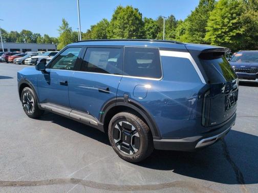 LAKE 2027 Kia Telluride Hybrid EX
