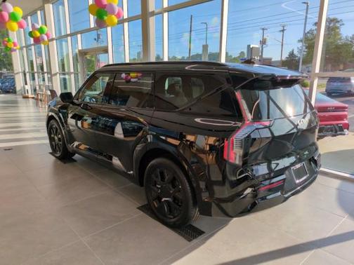 Ebony Black 2026 Kia EV9 Land