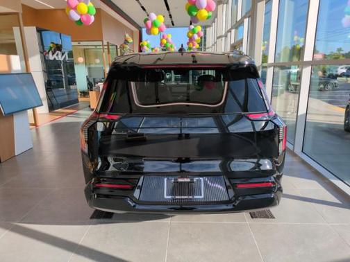 Ebony Black 2026 Kia EV9 Land