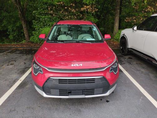 Runway Red 2023 Kia Niro EX