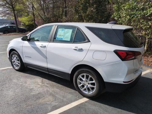 Summit White 2023 Chevrolet Equinox LS