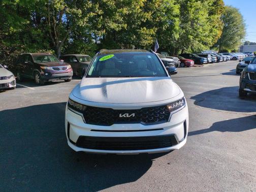 Glacial White Pearl 2023 Kia Sorento S