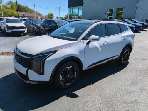 Glacial White Pearl 2026 Kia Sportage EX