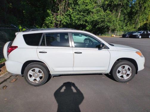 Super White 2010 Toyota RAV4 Base