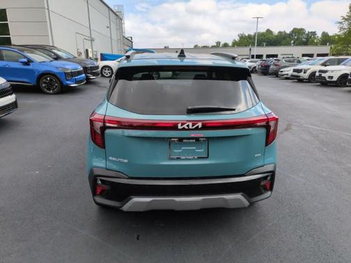 Pluton Blue 2026 Kia Seltos EX
