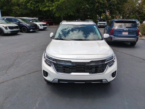 Snow White Pearl 2026 Kia Seltos SX
