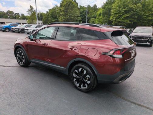 Dawning Red 2023 Kia Sportage X-Line
