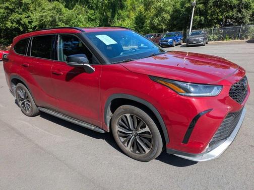 Ruby Flare Pearl 2021 Toyota Highlander XSE