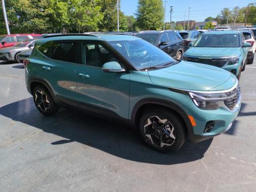 BLUE 2026 Kia Seltos EX