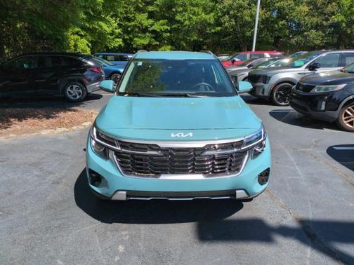 BLUE 2026 Kia Seltos EX