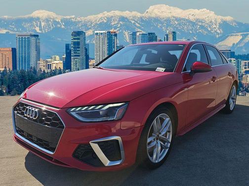 2024 Audi A4 45 S line quattro Premium