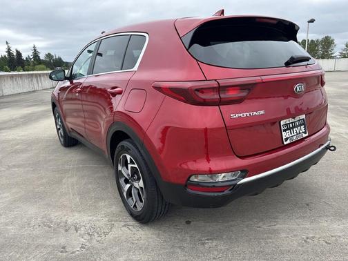 Hyper Red 2022 Kia Sportage LX