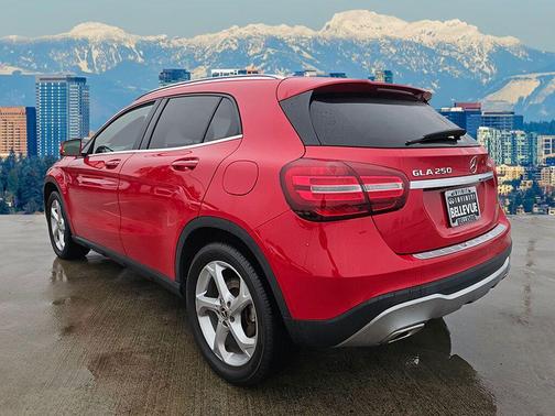 2020 Mercedes-Benz GLA 250 Base 4MATIC