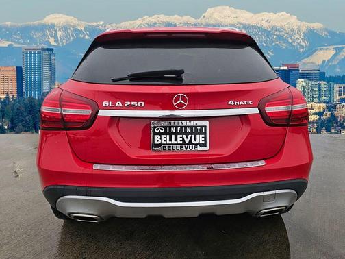 2020 Mercedes-Benz GLA 250 Base 4MATIC