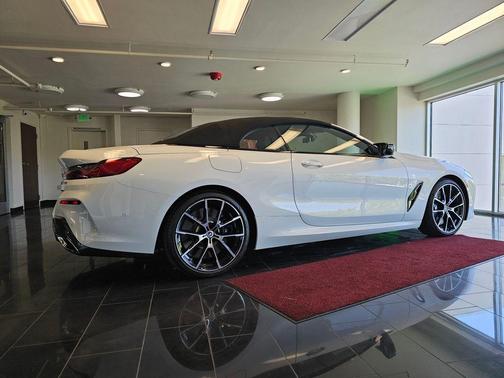 2023 BMW M850 i xDrive