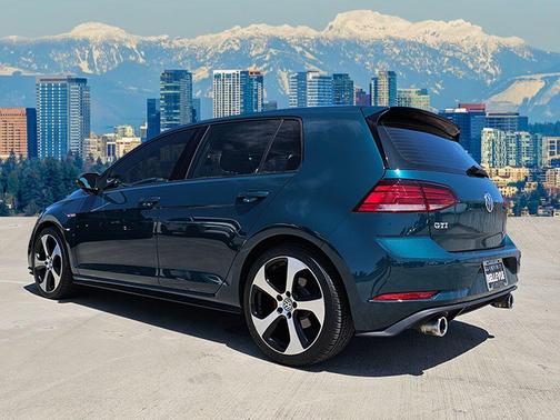 2018 Volkswagen Golf GTI 2.0T S 4-Door