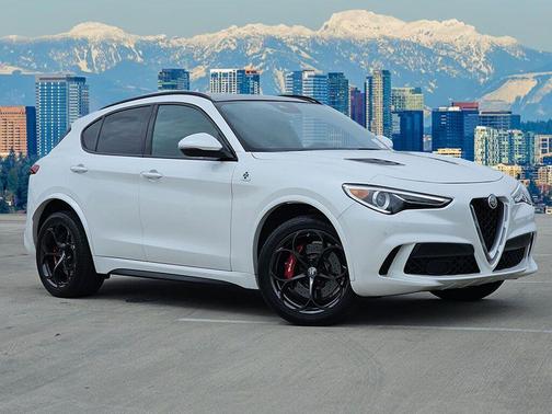 2018 Alfa Romeo Stelvio Quadrifoglio